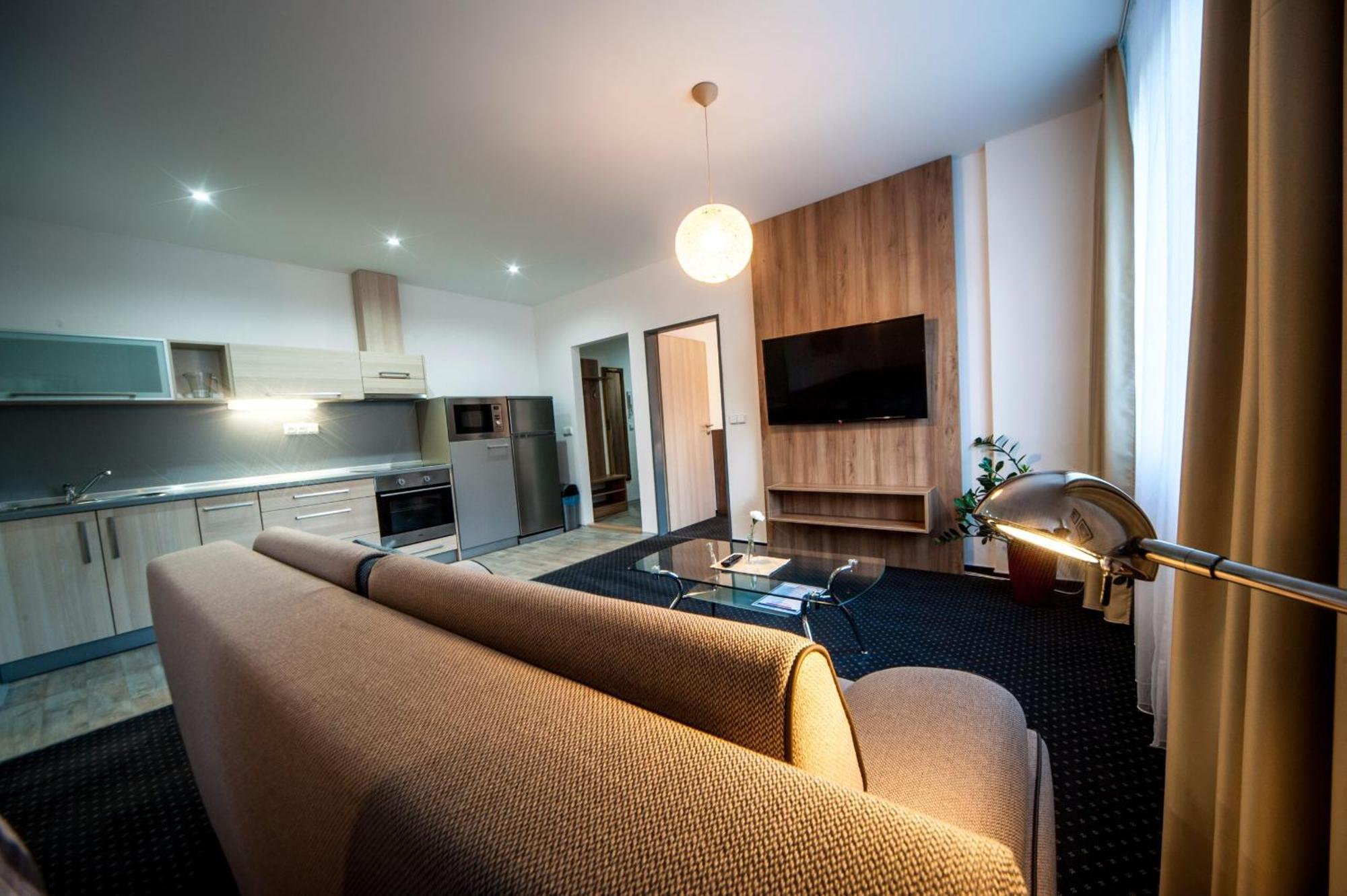 Sport Motel Valašské Meziříčí Buitenkant foto