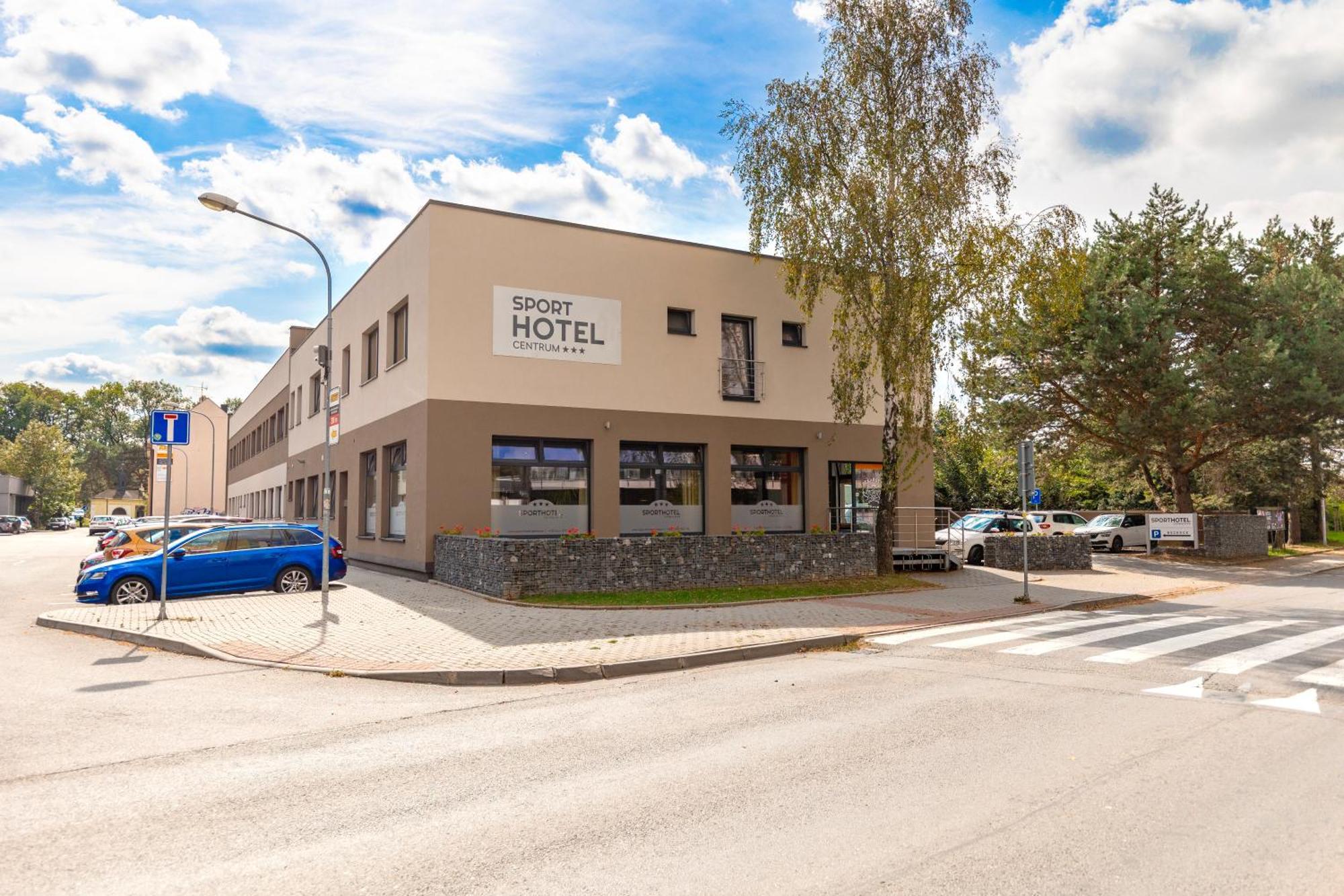 Sport Motel Valašské Meziříčí Buitenkant foto